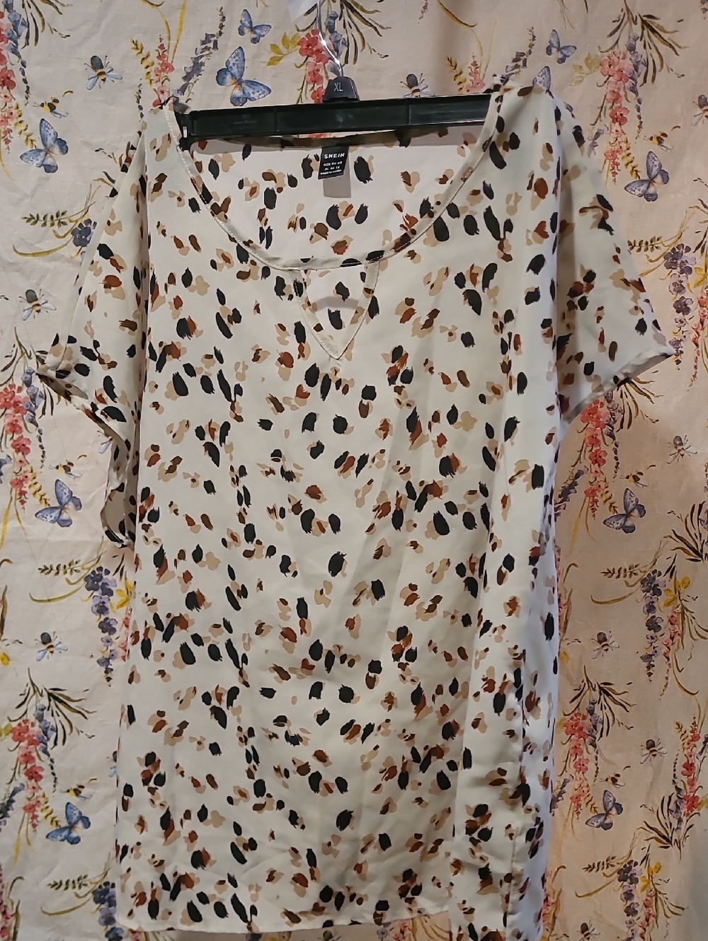SHEIN Cream Leopard Spot Short Sleeve Tunic